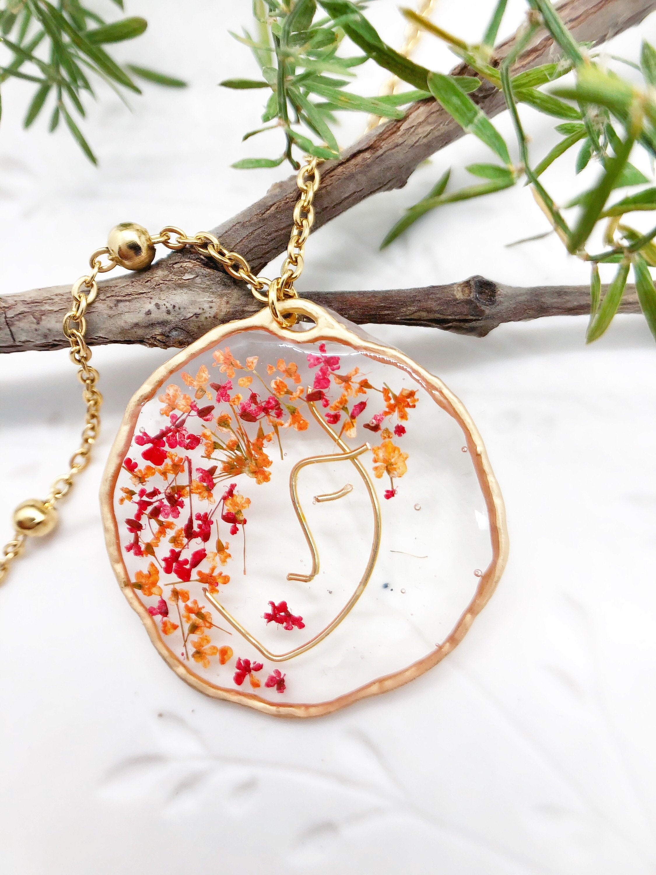 Dry Flower Resin Necklace, Real Flower Necklace Gold, Flower Jewellery Resin, Women FaceNecklace, Pressed Flower Necklace, Cute Jewellery