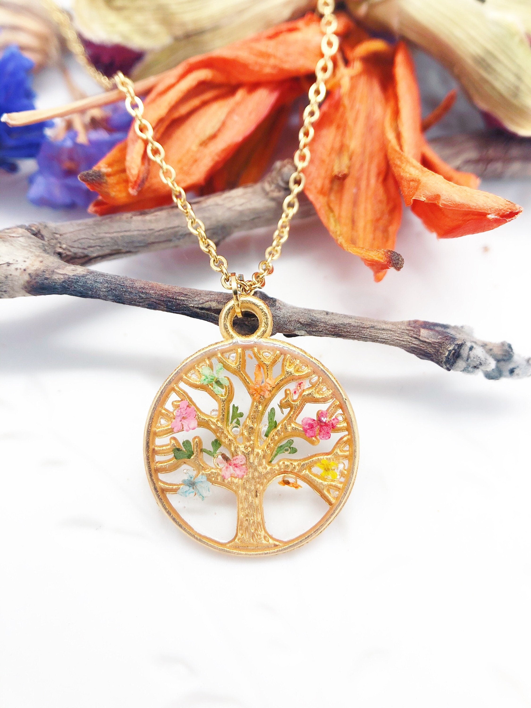 Collana donna ciondolo ottone dorato albero della vita fiori veri resina.Catenina acciaio oro Gioielli minimalist botanica terrarium natura