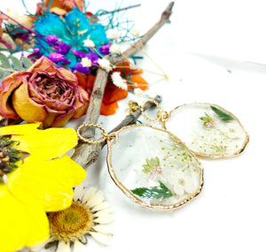 Women's pendant hoop earrings brass gold pendant real resin flowers.Resin jewelry pressed dried flowers.Unique gift for her